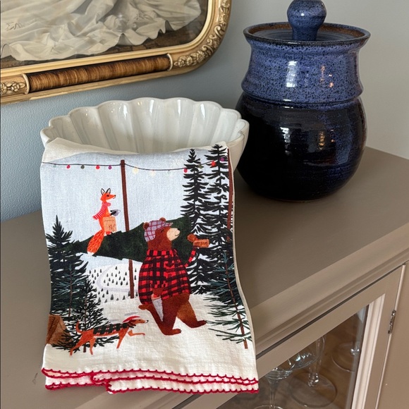 NWOT Anthropologie by Terrain May We Fly Tree Farm Friends Dish Towel - Picture 5 of 11